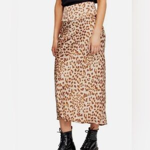 Free People Normani Leopard Print Midi Skirt, Size 2, Excellent condition.